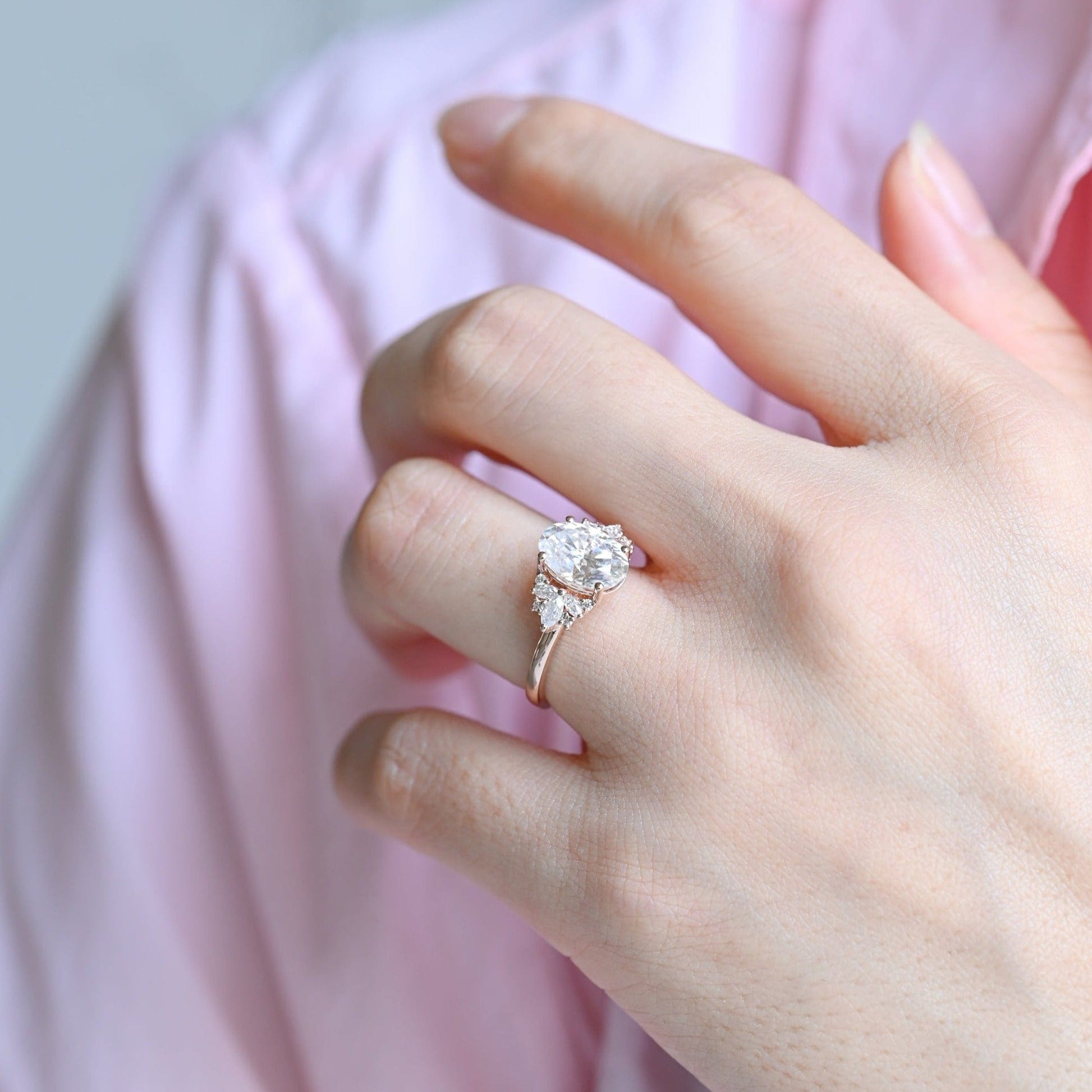 CausYou oval cut diamond engagement ring CausYou Solid Gold D/VS1 Cluster Oval Cut Lab Grown Diamond Engagement Ring, Multi-Stone Diamond Wedding Ring