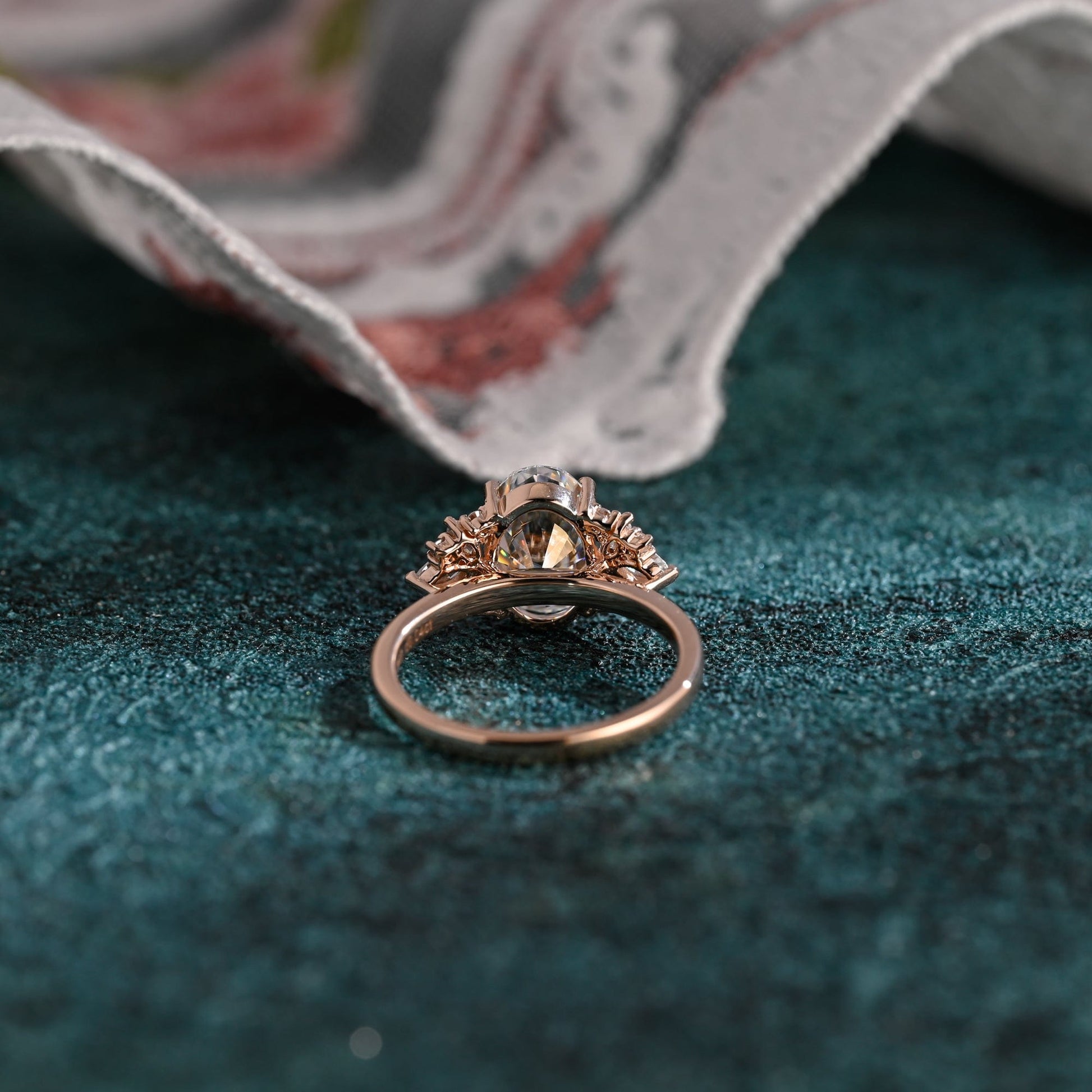 CausYou oval cut diamond engagement ring CausYou Solid Gold D/VS1 Cluster Oval Cut Lab Grown Diamond Engagement Ring, Multi-Stone Diamond Wedding Ring
