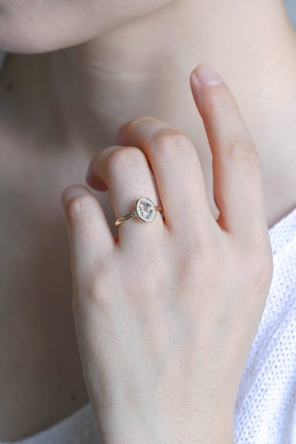 CausYou oval cut diamond engagement ring Solid Gold D/VS1 Bezel Cathedral Setting Oval Cut Lab Grown Diamond Engagement Ring