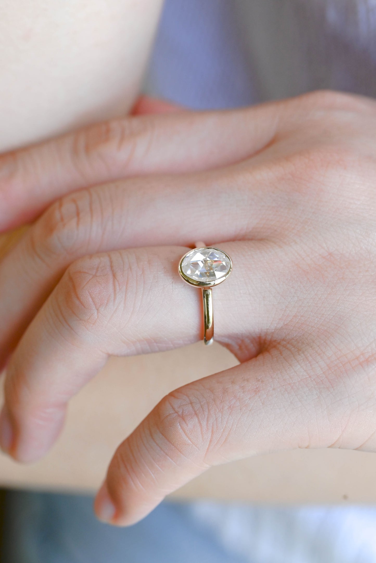 CausYou oval cut diamond engagement ring Solid Gold D/VS1 Bezel Cathedral Setting Oval Cut Lab Grown Diamond Engagement Ring