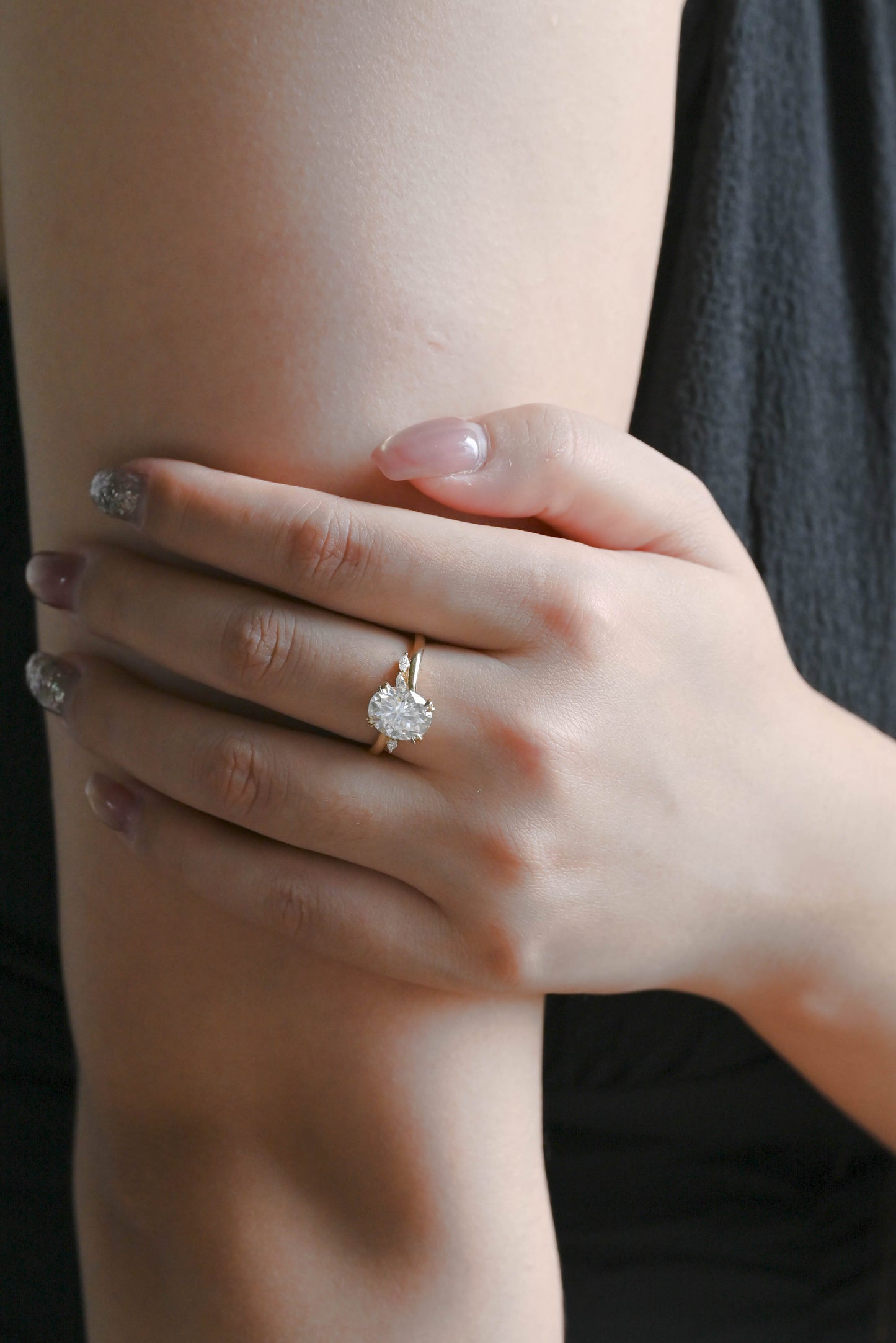 CausYou oval cut diamond engagement ring Solid Gold D/VS1 Bypass Oval Cut Lab Grown Diamond Engagement Ring