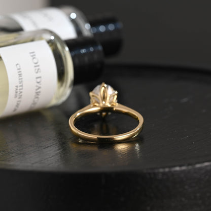 CausYou oval cut diamond engagement ring Solid Gold D/VS1 Cathedral Tulip Setting Oval Cut Lab Grown Diamond Engagement Ring