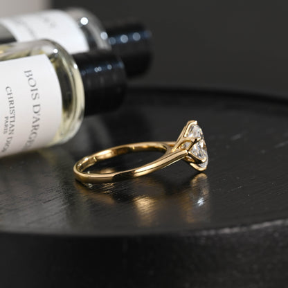 CausYou oval cut diamond engagement ring Solid Gold D/VS1 Cathedral Tulip Setting Oval Cut Lab Grown Diamond Engagement Ring