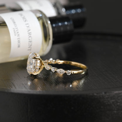CausYou oval cut diamond engagement ring Solid Gold D/VS1 Hidden Halo Oval Lab Grown Diamond Engagement Ring