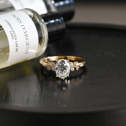 CausYou oval cut diamond engagement ring Solid Gold D/VS1 Oval Cut Lab Grown Diamond Engagement Ring