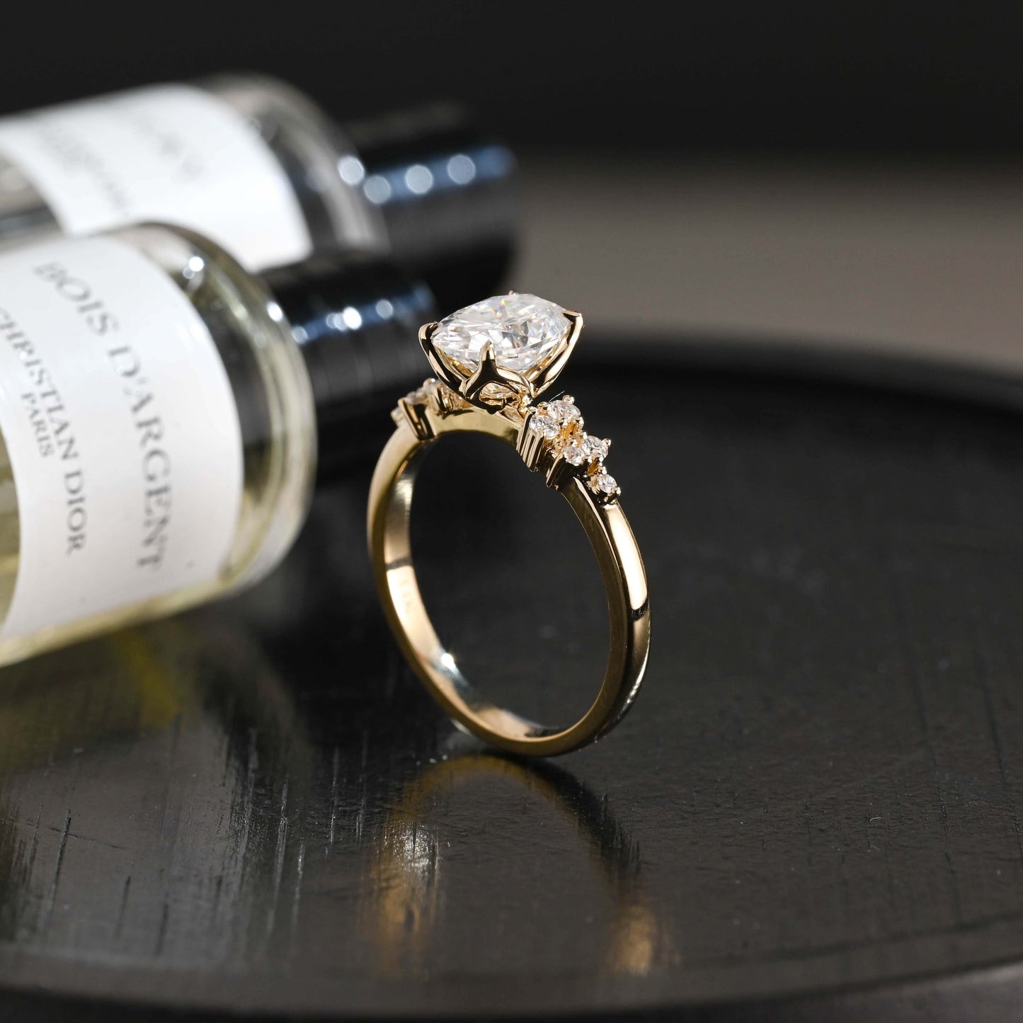 CausYou oval cut diamond engagement ring Solid Gold D/VS1 Oval Cut Lab Grown Diamond Engagement Ring