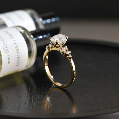 CausYou oval cut diamond engagement ring Solid Gold D/VS1 Oval Cut Lab Grown Diamond Engagement Ring