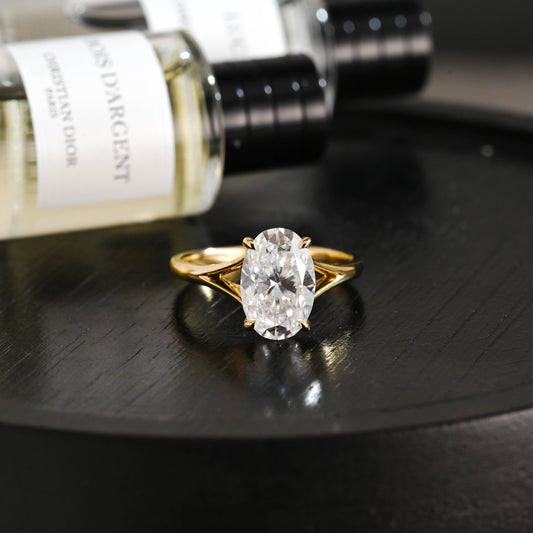 CausYou oval cut diamond engagement ring Solid Gold D/VS1 Split Shank Oval Cut Lab Grown Diamond Engagement Ring