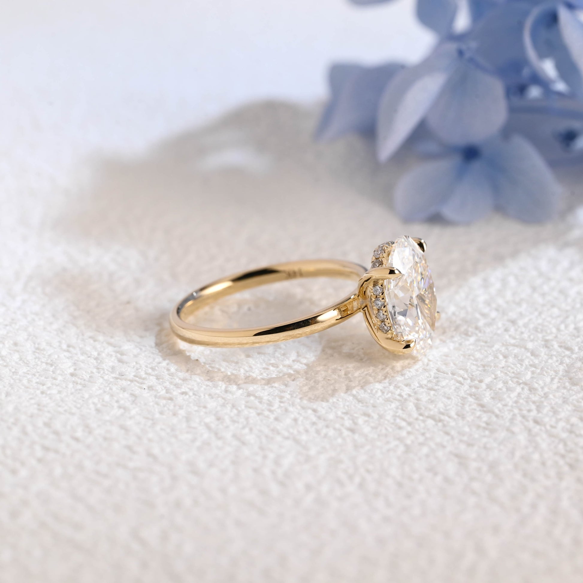 CausYou oval cut diamond engagement ring Solid Gold Oval Cut Lab Diamond Engagement Ring with Hidden Halo | D VS1 IGI Certified