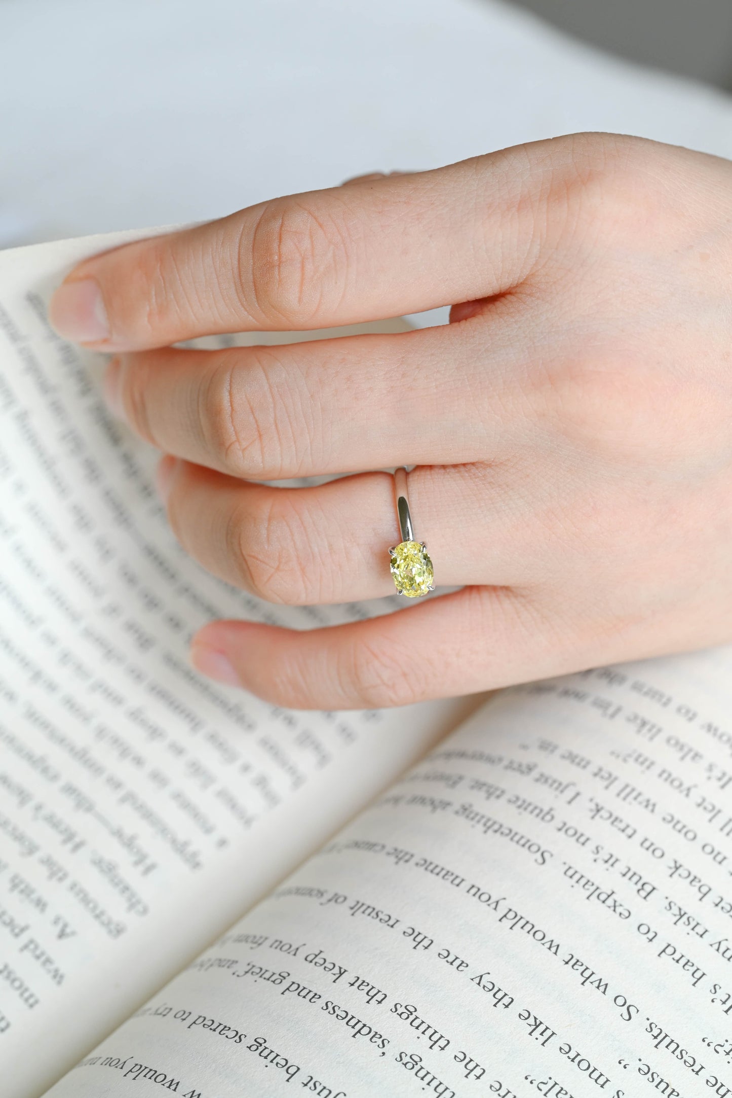 CausYou oval cut diamond engagement ring Solid Gold Oval Cut Yellow Lab Diamond Engagement Ring | Fancy Yellow SI1 IGI Certified