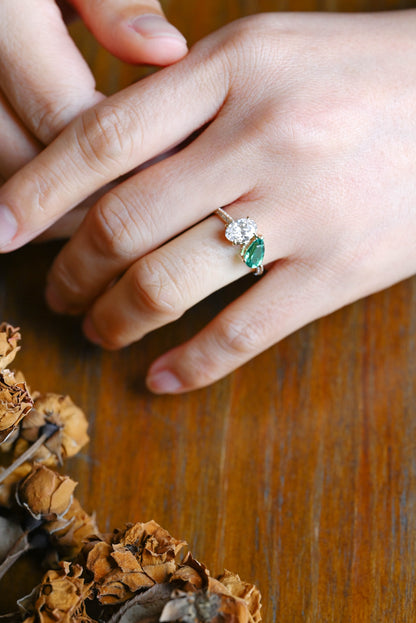 CausYou oval cut diamond engagement ring Solid Gold Oval Lab Diamond Engagement Ring | D VS1 IGI Certified, Emerald & Diamond Toi et Moi Ring