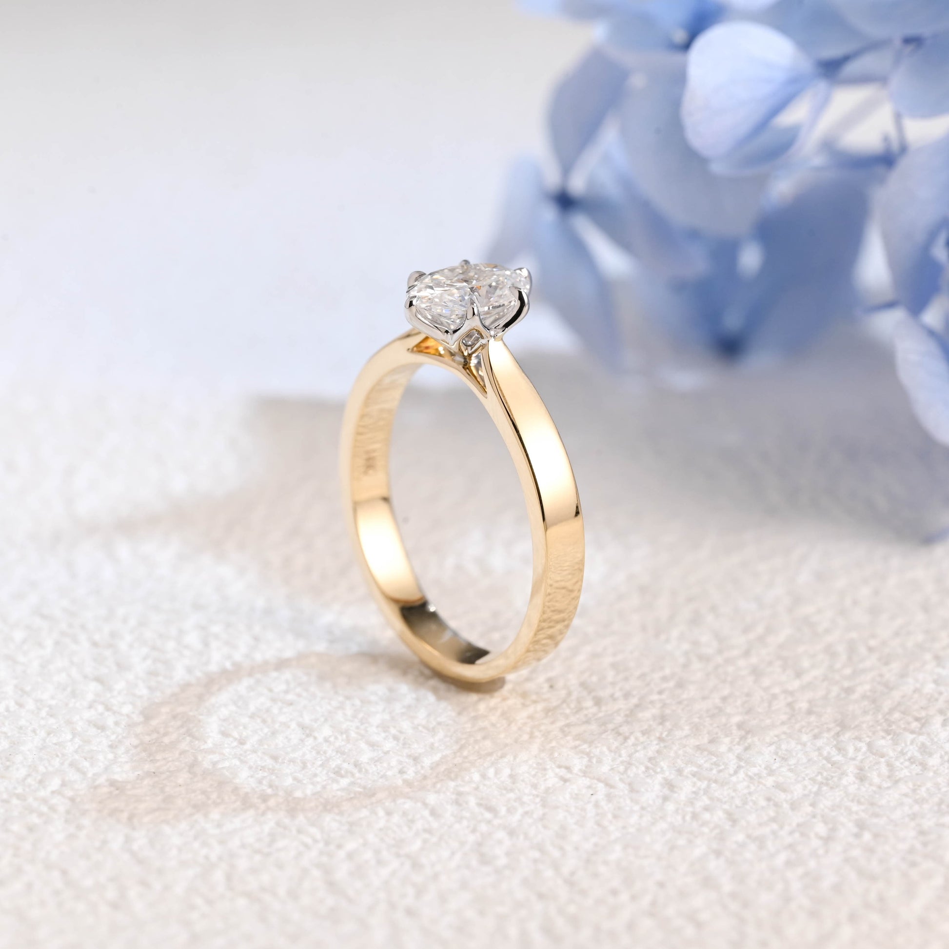 CausYou oval cut diamond engagement ring Solid Gold Two Tone Oval Cut Lab Diamond Engagement Ring | D Color VS1 IGI Certified