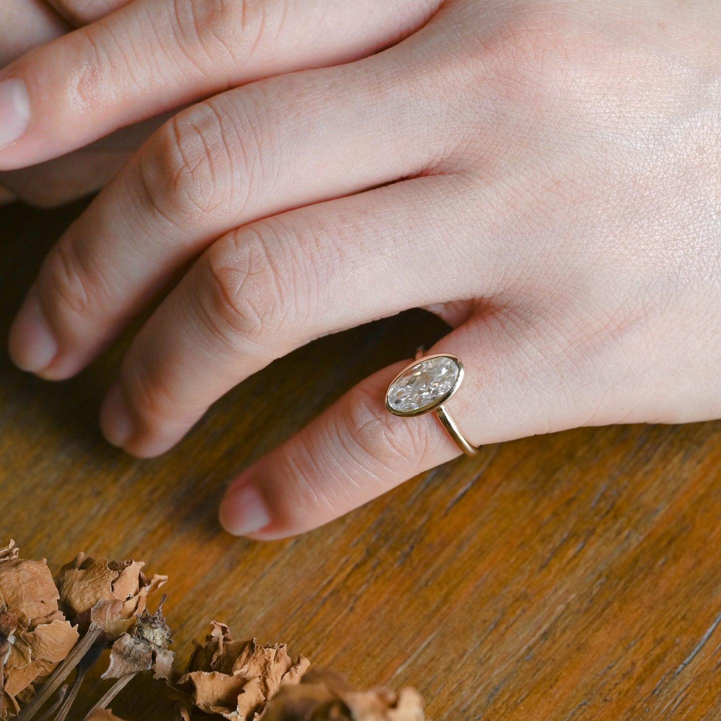 CausYou oval cut moissanite engagement ring Solid Gold Bezel Crushed Ice Elongated Oval Cut Moissanite Engagement Ring