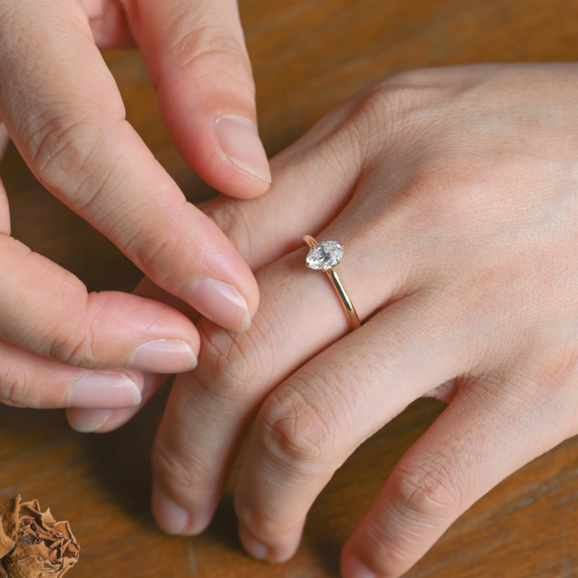 CausYou oval cut moissanite engagement ring Solid Gold Solitaire Oval Cut Moissanite Engagement Ring