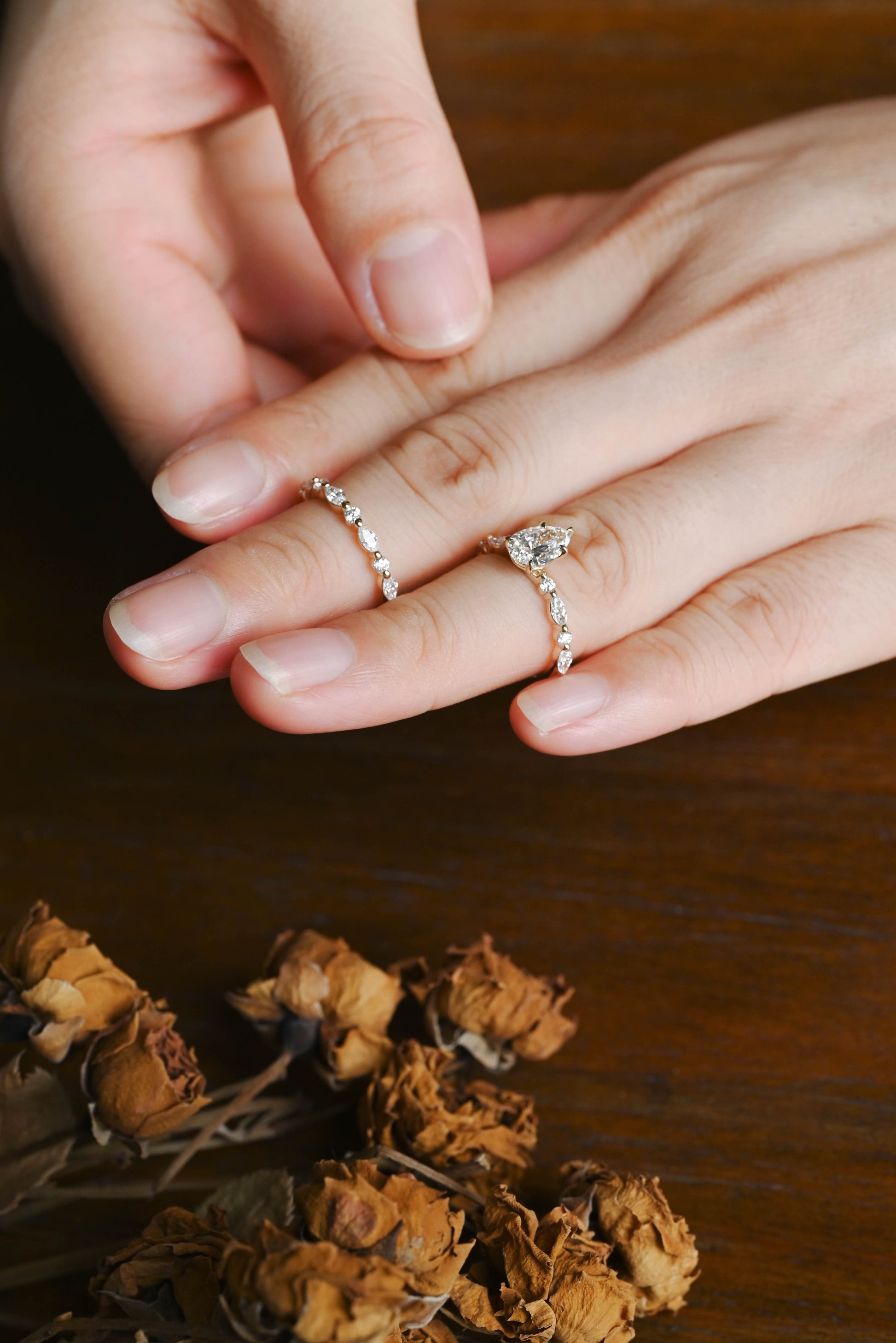 CausYou pear cut bridal set Solid Gold Pear Cut Moissanite Engagement Ring and Wedding Ring Set