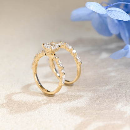 CausYou pear cut bridal set Solid Gold Pear Cut Moissanite Engagement Ring and Wedding Ring Set