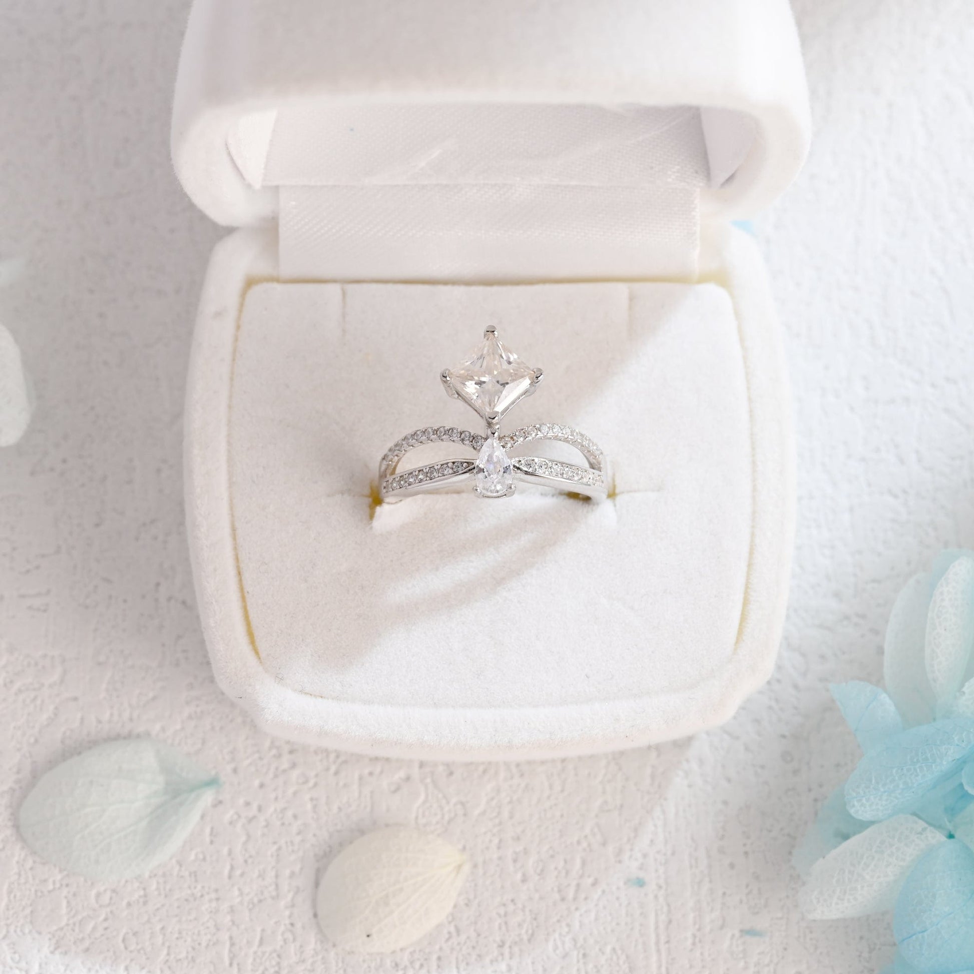 CausYou princess cut moissanite engagement ring Solid Gold Princess Cut Moissanite Engagement Ring, Promise Ring, Proposal Ring, Gift for Woman, Wife