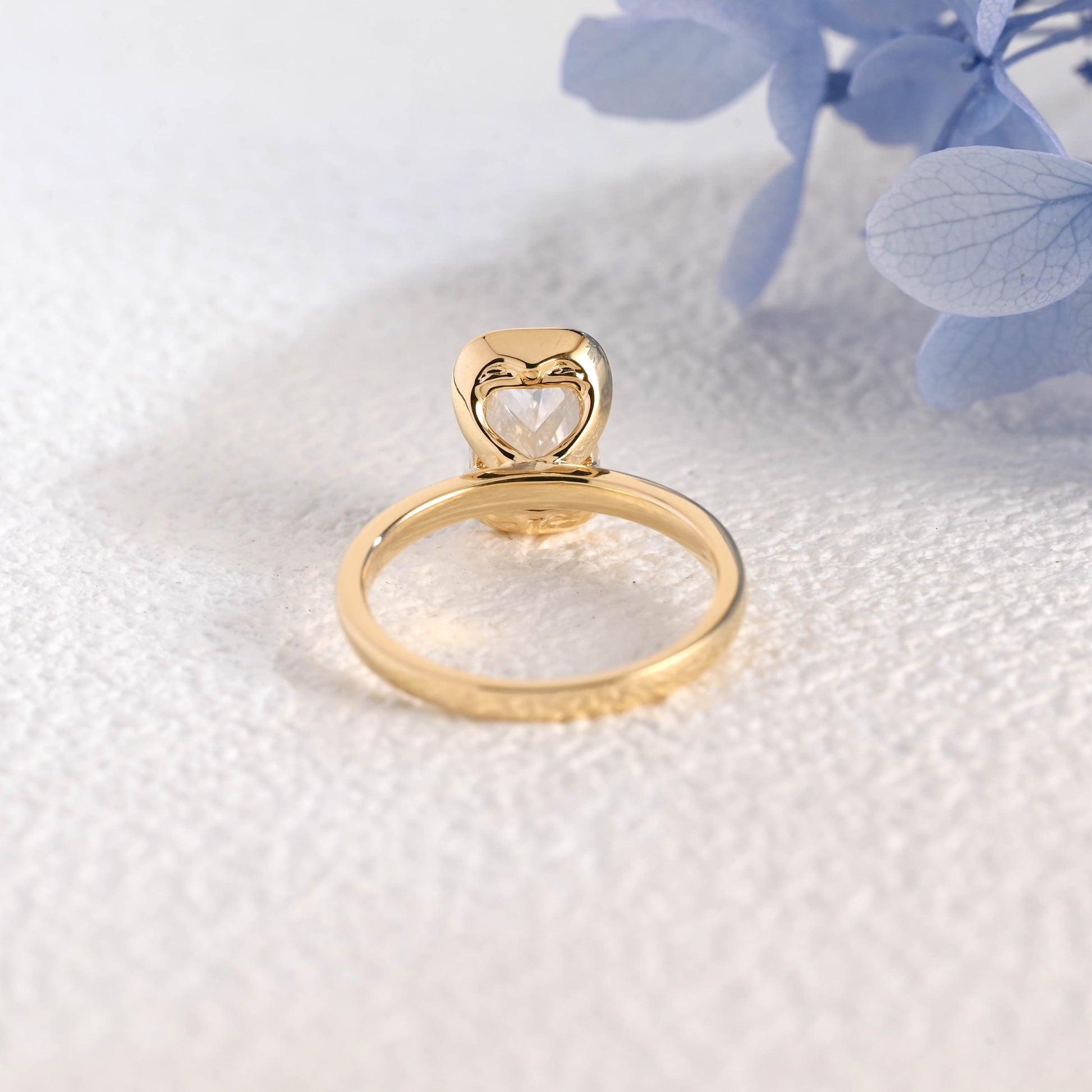 CausYou radiant cut diamond engagement ring Solid Gold Solitaire Radiant Cut Lab Diamond Engagement Ring | D Color VS1 IGI Certified