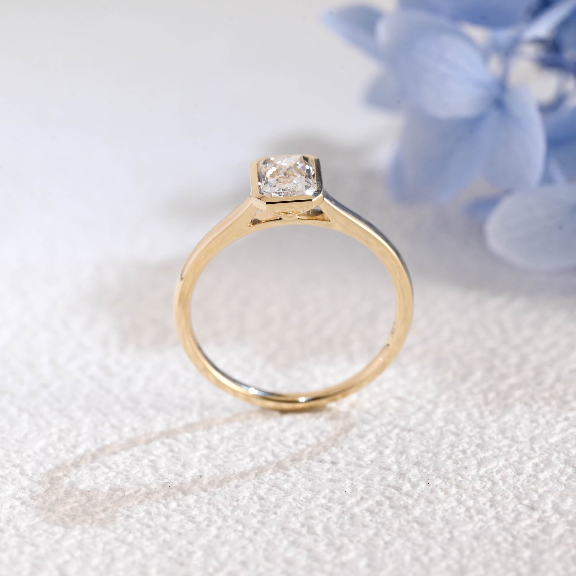 CausYou radiant cut diamond engagement ring Solid Gold Solitaire Radiant Cut Lab Diamond Engagement Ring | D Color VS1 IGI Certified
