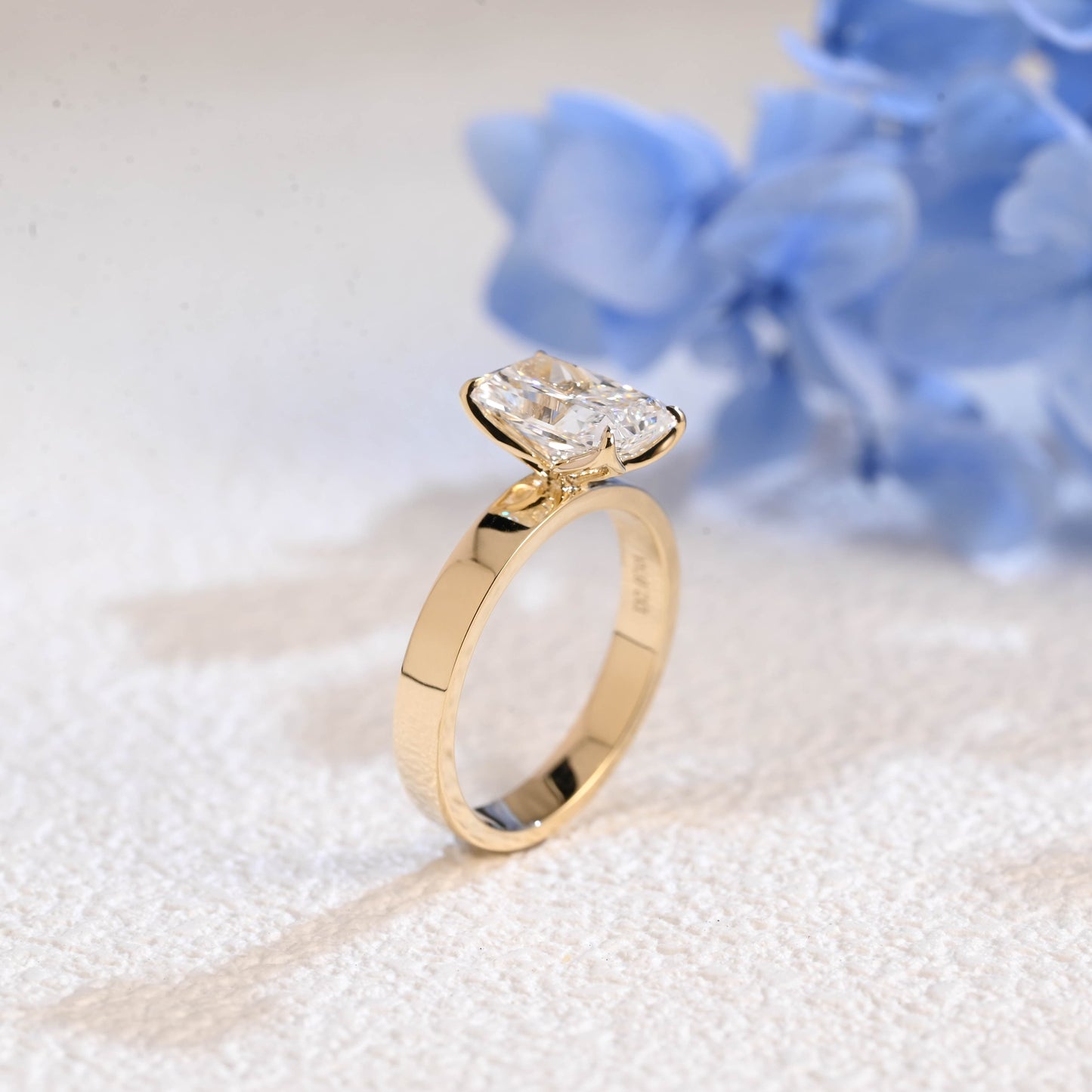 CausYou radiant cut diamond engagement ring Solid Gold Tulip Setting Radiant Cut Lab Diamond Engagement Ring | D Color VS1 IGI Certified