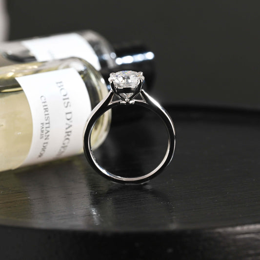 CausYou round cut diamond engagement ring Solid Gold D/VS1 Cathedral Setting Round Cut Lab Grown Diamond Engagement Ring