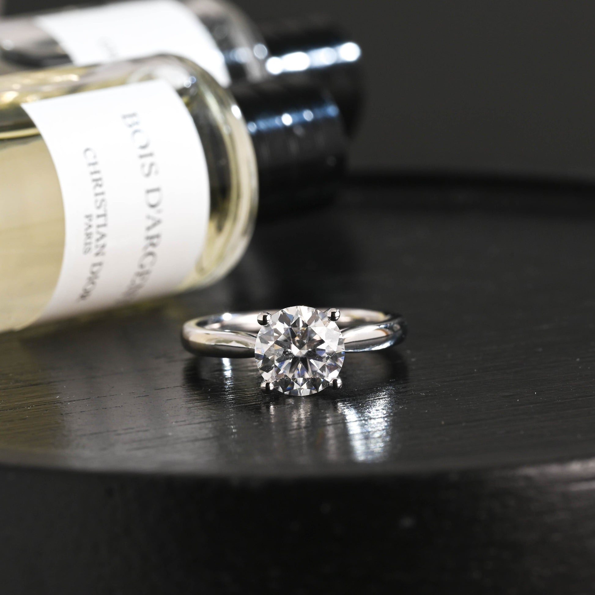 CausYou round cut diamond engagement ring Solid Gold D/VS1 Cathedral Setting Round Cut Lab Grown Diamond Engagement Ring