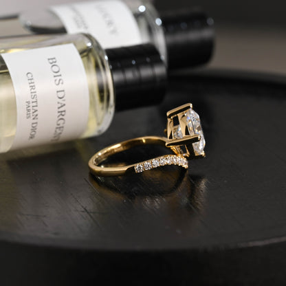 CausYou round cut diamond engagement ring Solid Gold D/VS1 Curved Band Round Cut Lab Grown Diamond Engagement Ring