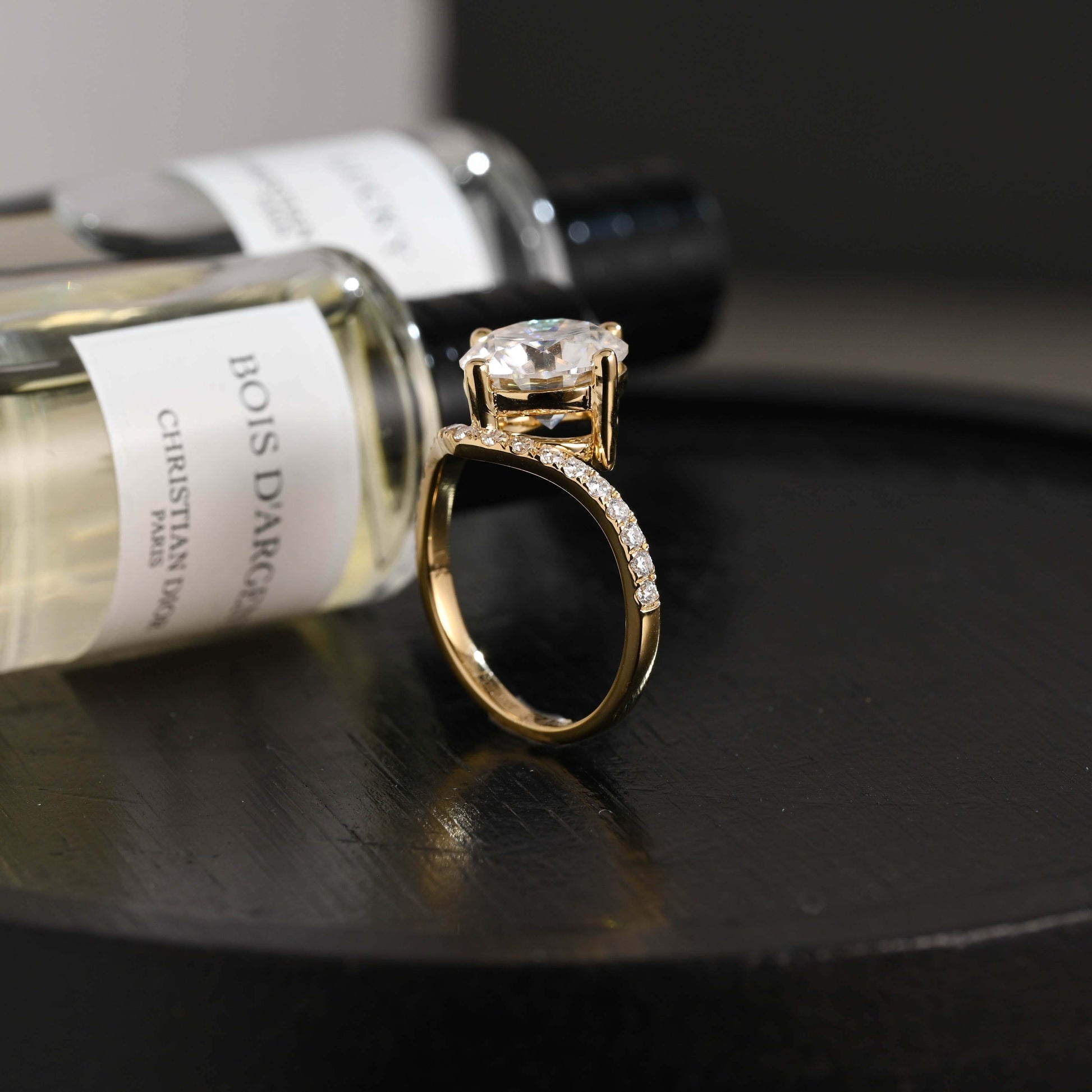 CausYou round cut diamond engagement ring Solid Gold D/VS1 Curved Band Round Cut Lab Grown Diamond Engagement Ring