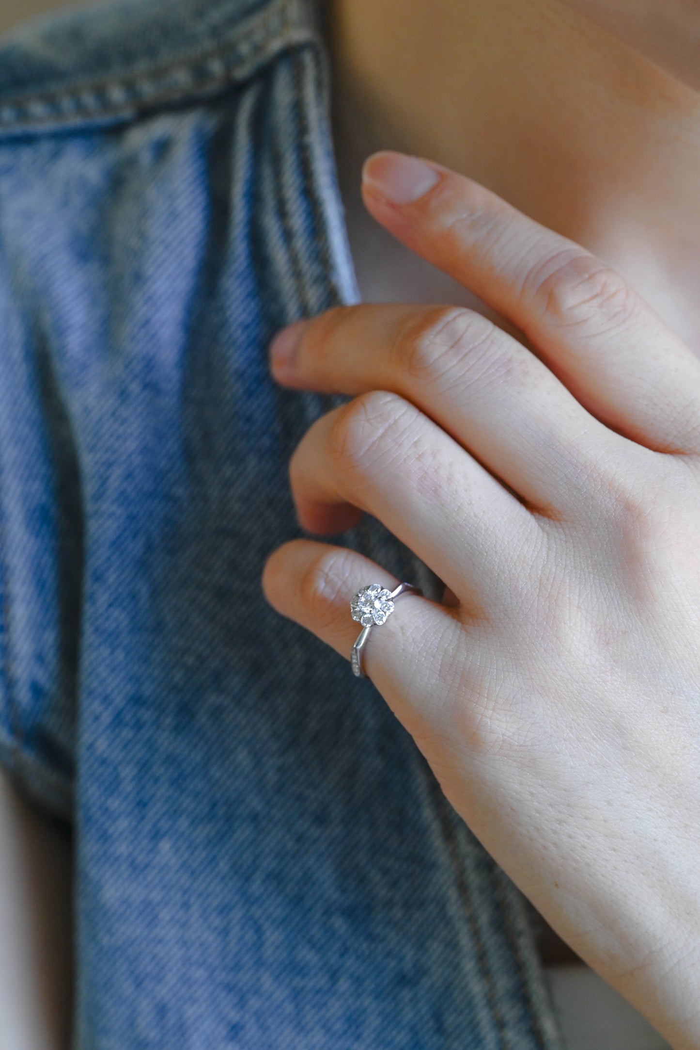 CausYou round cut diamond engagement ring Solid Gold D/VS1 Flower Round Cut Lab Grown Diamond Engagement Ring