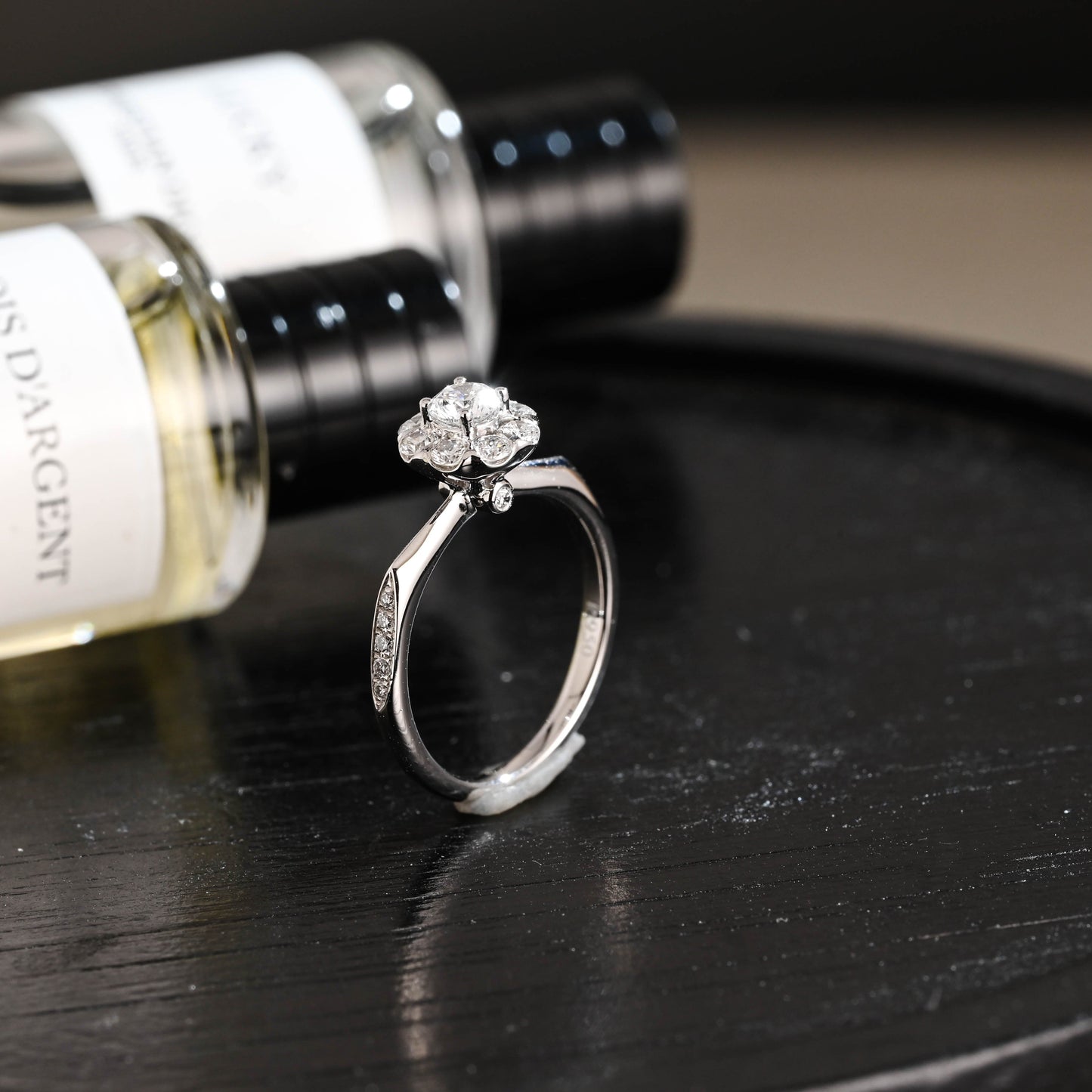 CausYou round cut diamond engagement ring Solid Gold D/VS1 Flower Round Cut Lab Grown Diamond Engagement Ring