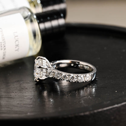 CausYou round cut diamond engagement ring Solid Gold D/VS1 Half Eternity Round Cut Lab Grown Diamond Engagement Ring