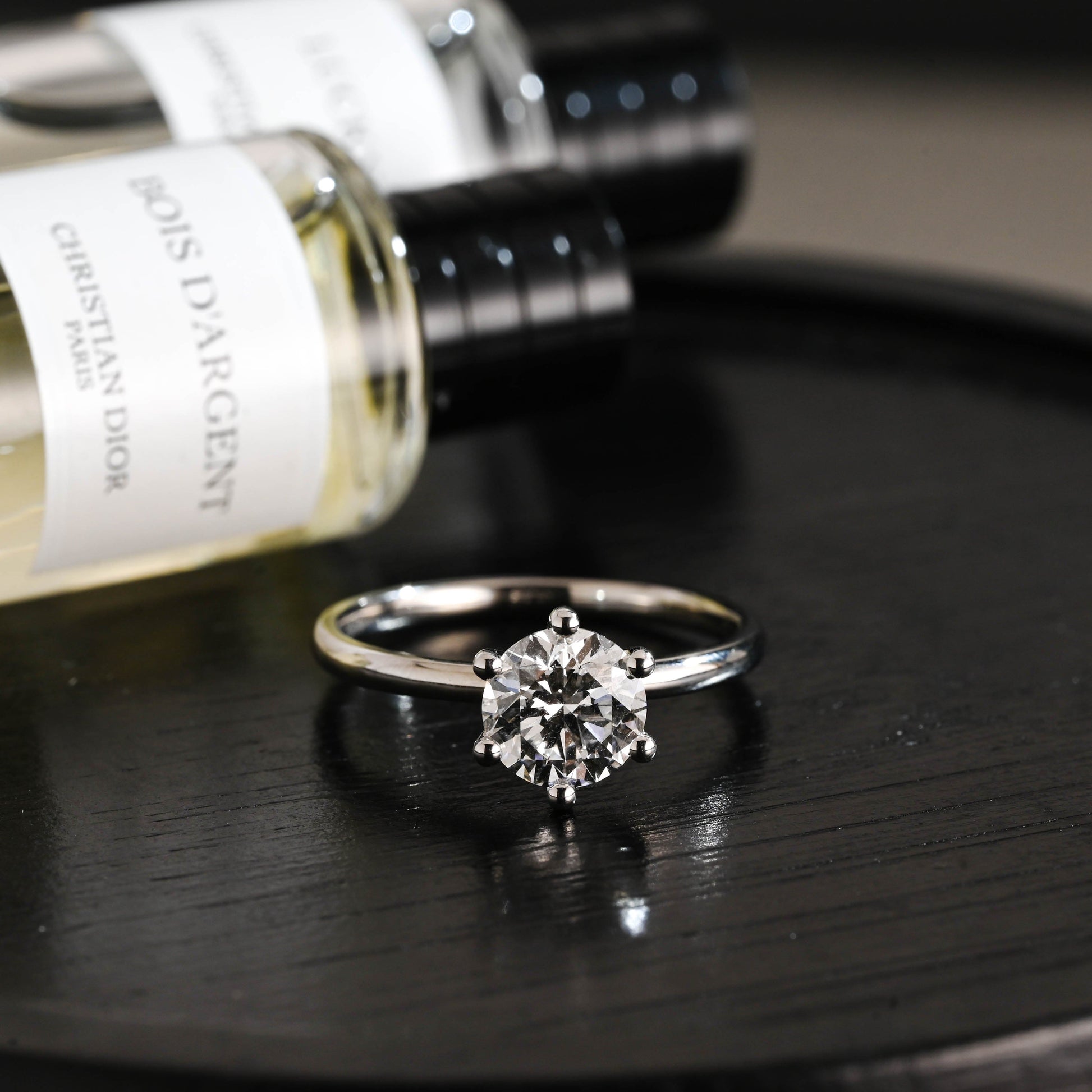 CausYou round cut diamond engagement ring Solid Gold D/VS1 Round Cut Lab Grown Diamond Engagement Ring