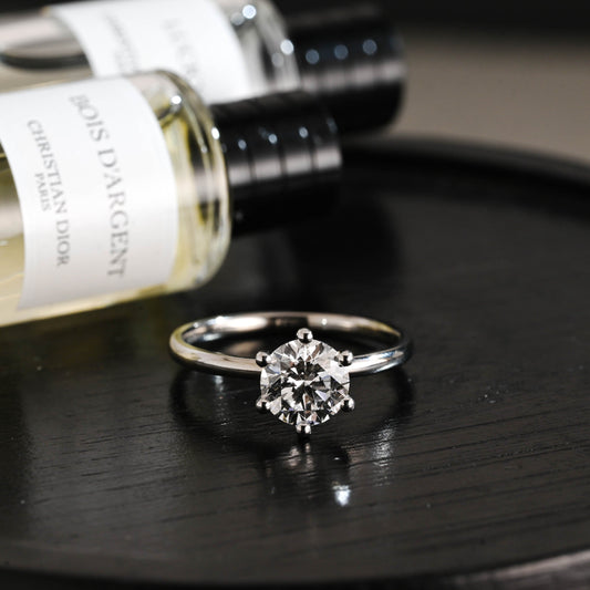 CausYou round cut diamond engagement ring Solid Gold D/VS1 Round Cut Lab Grown Diamond Engagement Ring