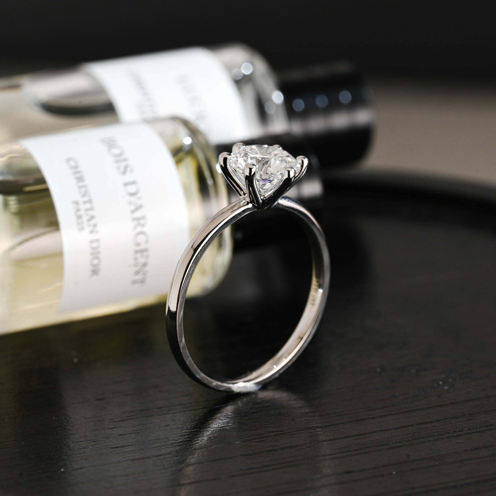 CausYou round cut diamond engagement ring Solid Gold D/VS1 Round Cut Lab Grown Diamond Engagement Ring