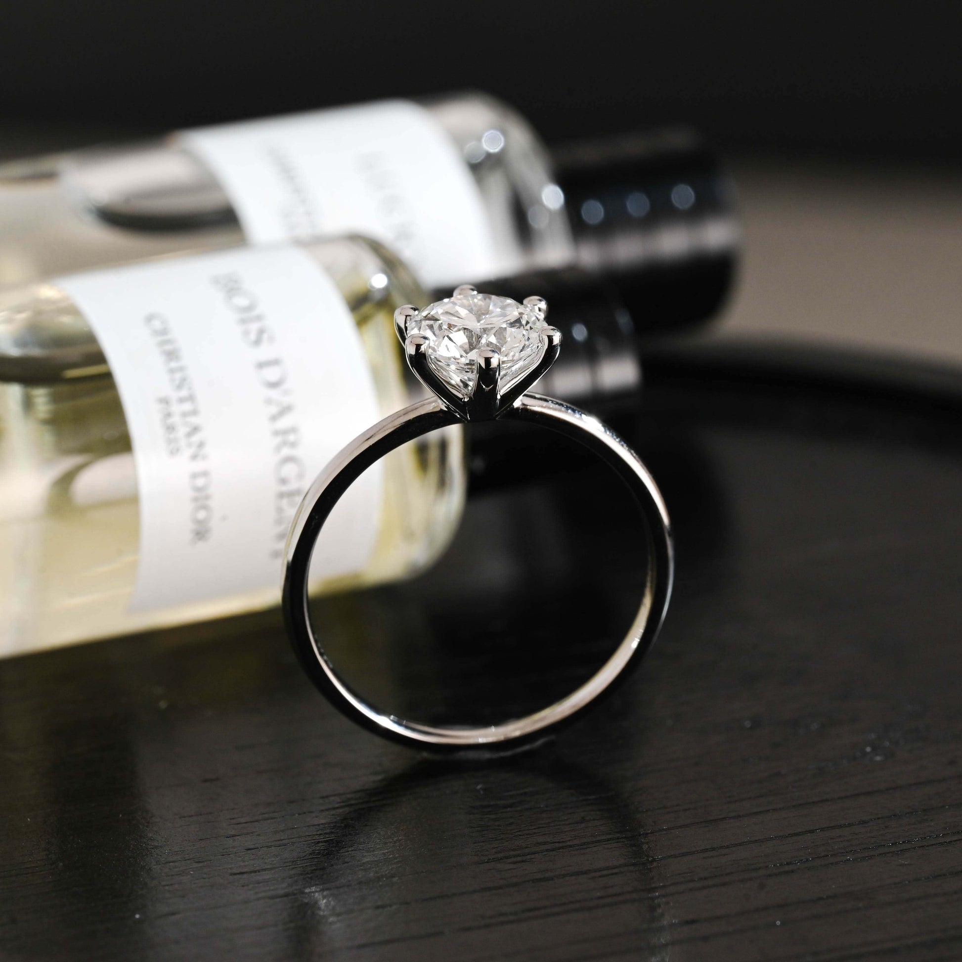 CausYou round cut diamond engagement ring Solid Gold D/VS1 Round Cut Lab Grown Diamond Engagement Ring
