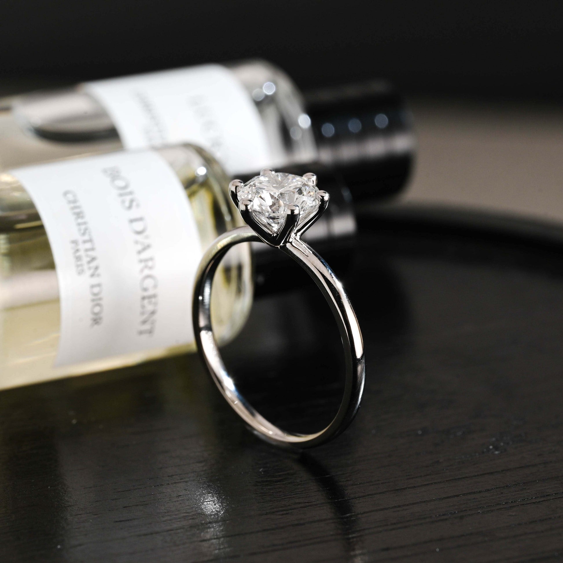 CausYou round cut diamond engagement ring Solid Gold D/VS1 Round Cut Lab Grown Diamond Engagement Ring