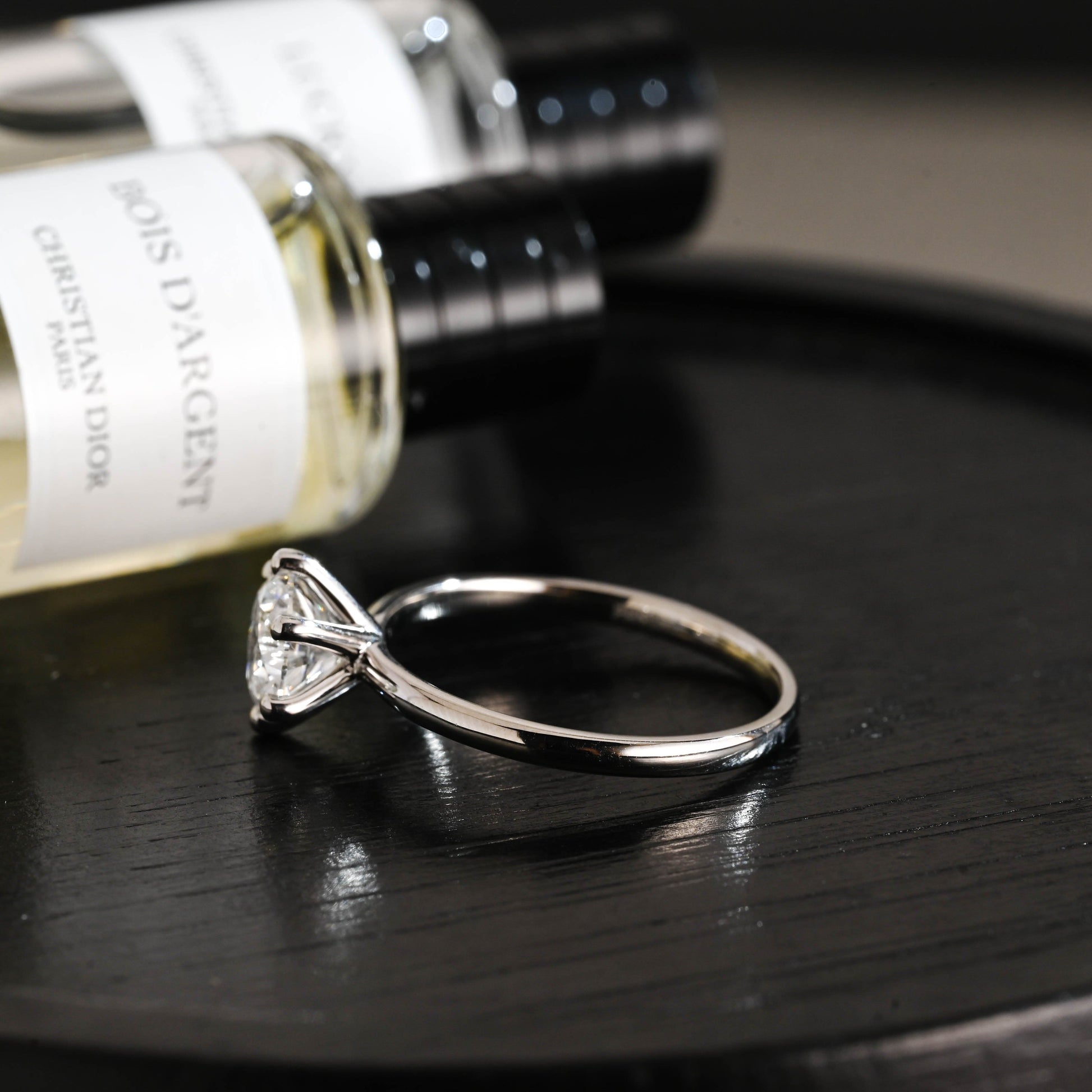 CausYou round cut diamond engagement ring Solid Gold D/VS1 Round Cut Lab Grown Diamond Engagement Ring