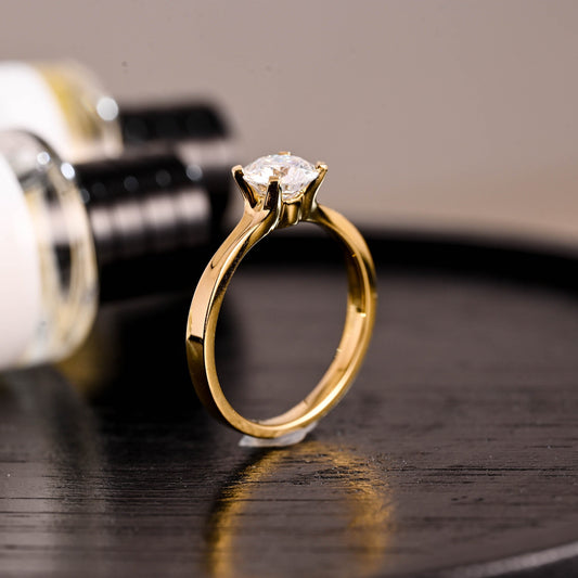 CausYou round cut diamond engagement ring Solid Gold D/VS1 Round Cut Lab Grown Diamond Engagement Ring