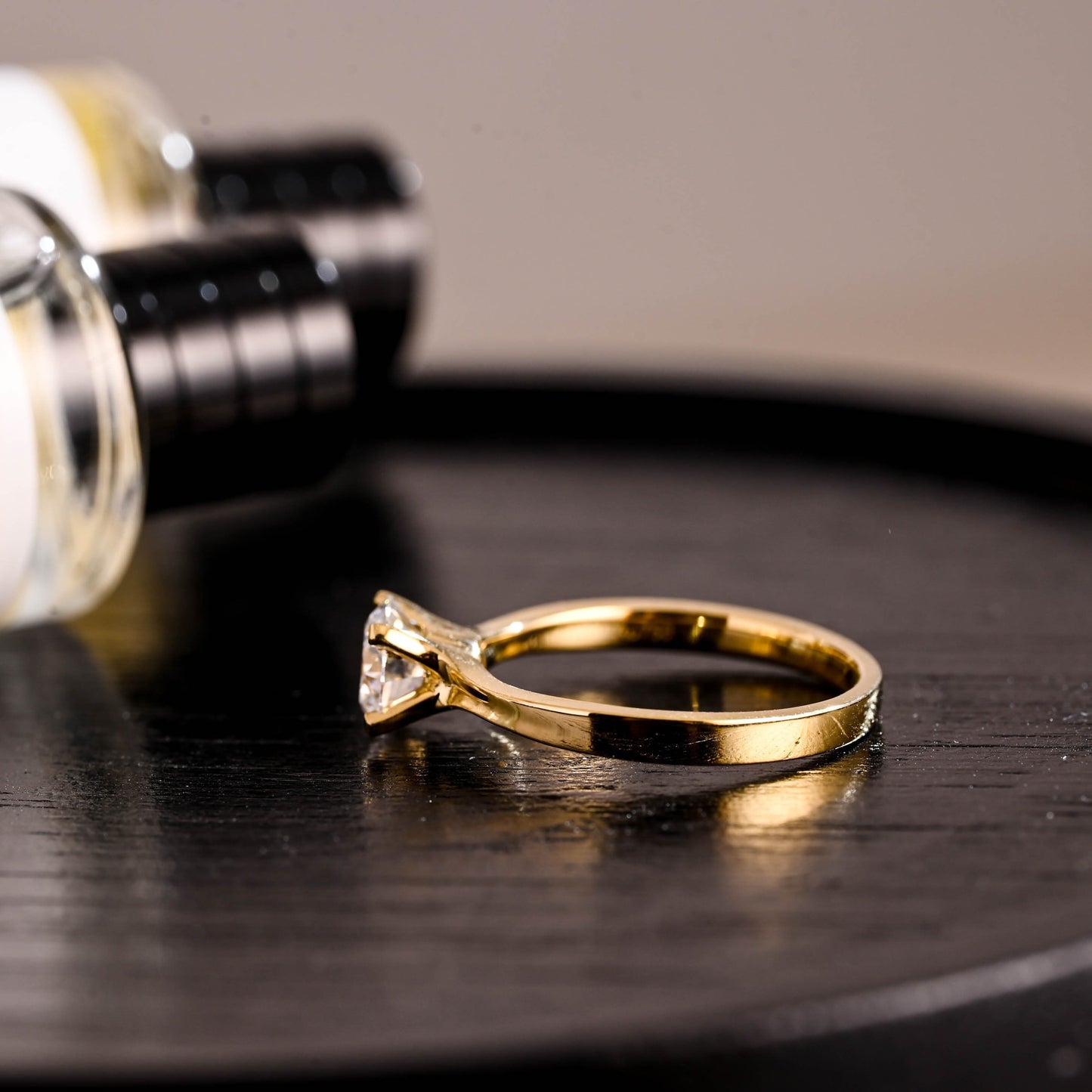 CausYou round cut diamond engagement ring Solid Gold D/VS1 Round Cut Lab Grown Diamond Engagement Ring