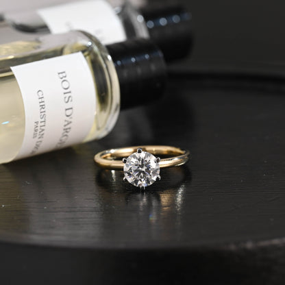 CausYou round cut diamond engagement ring Solid Gold D/VS1 Solitaire Round Cut  Lab Grown Diamond Engagement Ring