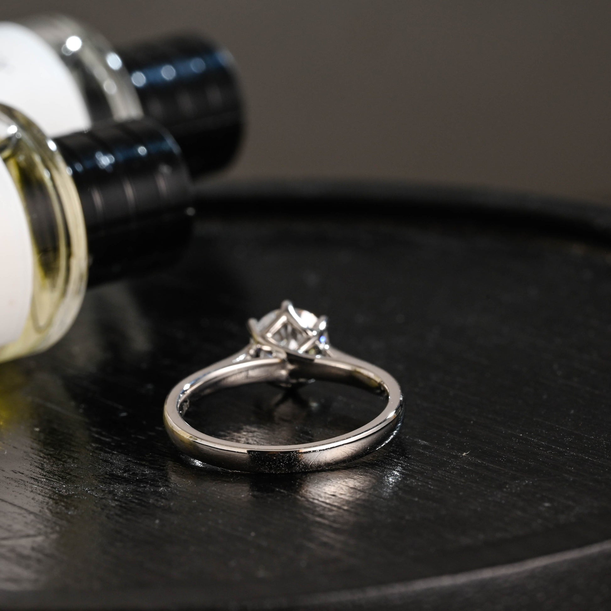 CausYou round cut diamond engagement ring Solid Gold D/VS1 Tulip Setting Round Cut Lab Grown Diamond Engagement Ring