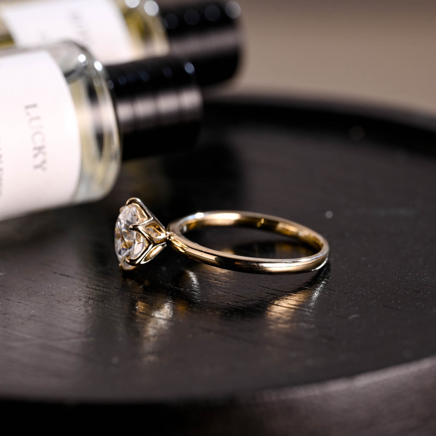 CausYou round cut diamond engagement ring Solid Gold D/VS1 Tulip Setting Round Cut Lab Grown Diamond Engagement Ring