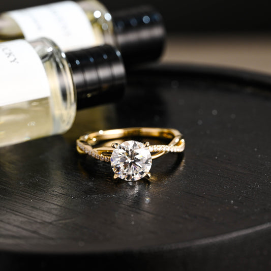 CausYou round cut diamond engagement ring Solid Gold D/VS1 Twisted Band Round Cut Lab Grown Diamond Engagement Ring