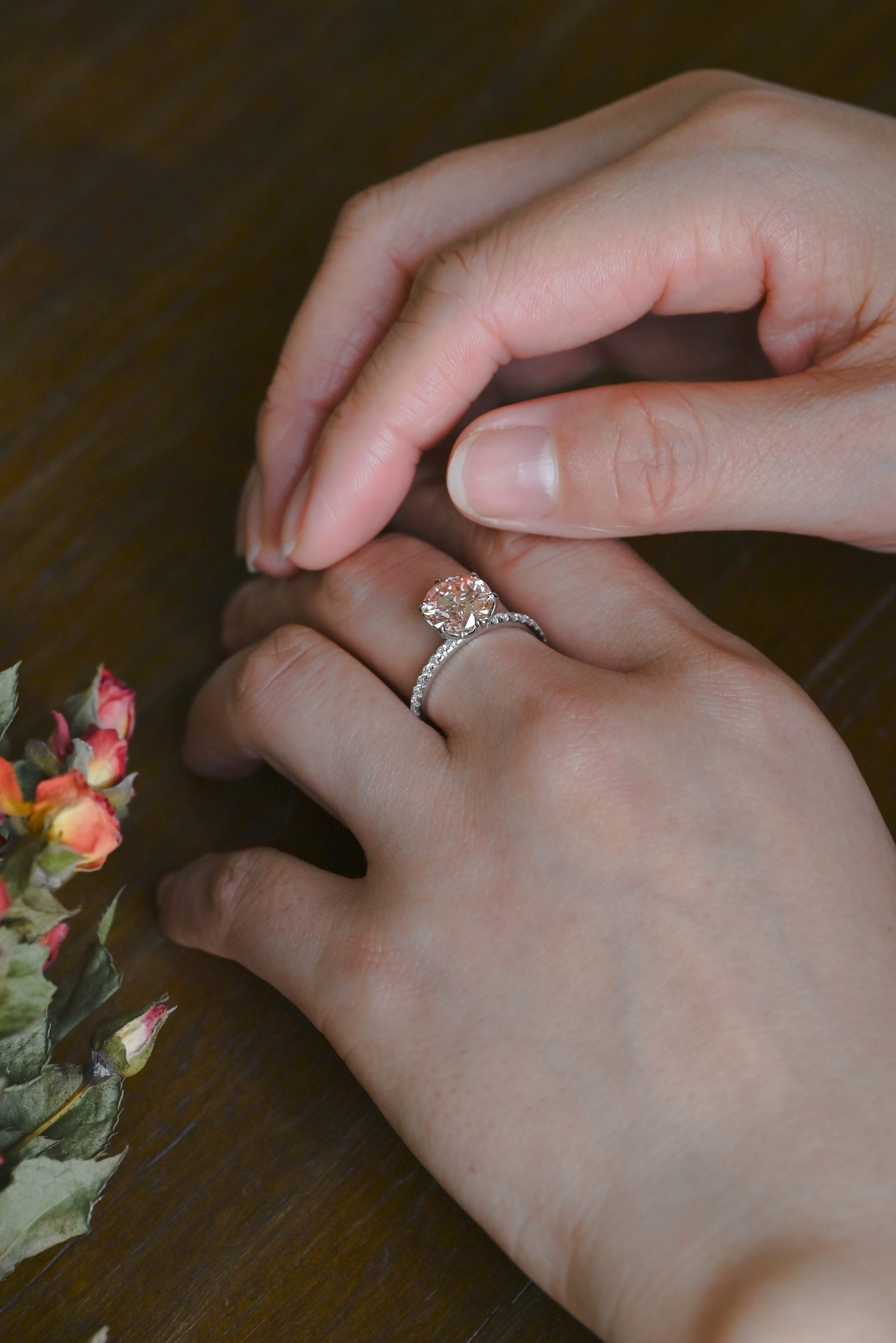 CausYou round cut diamond engagement ring Solid Gold Round Cut Pink Lab Diamond Engagement Ring | Fancy Pink VS1 IGI Certified