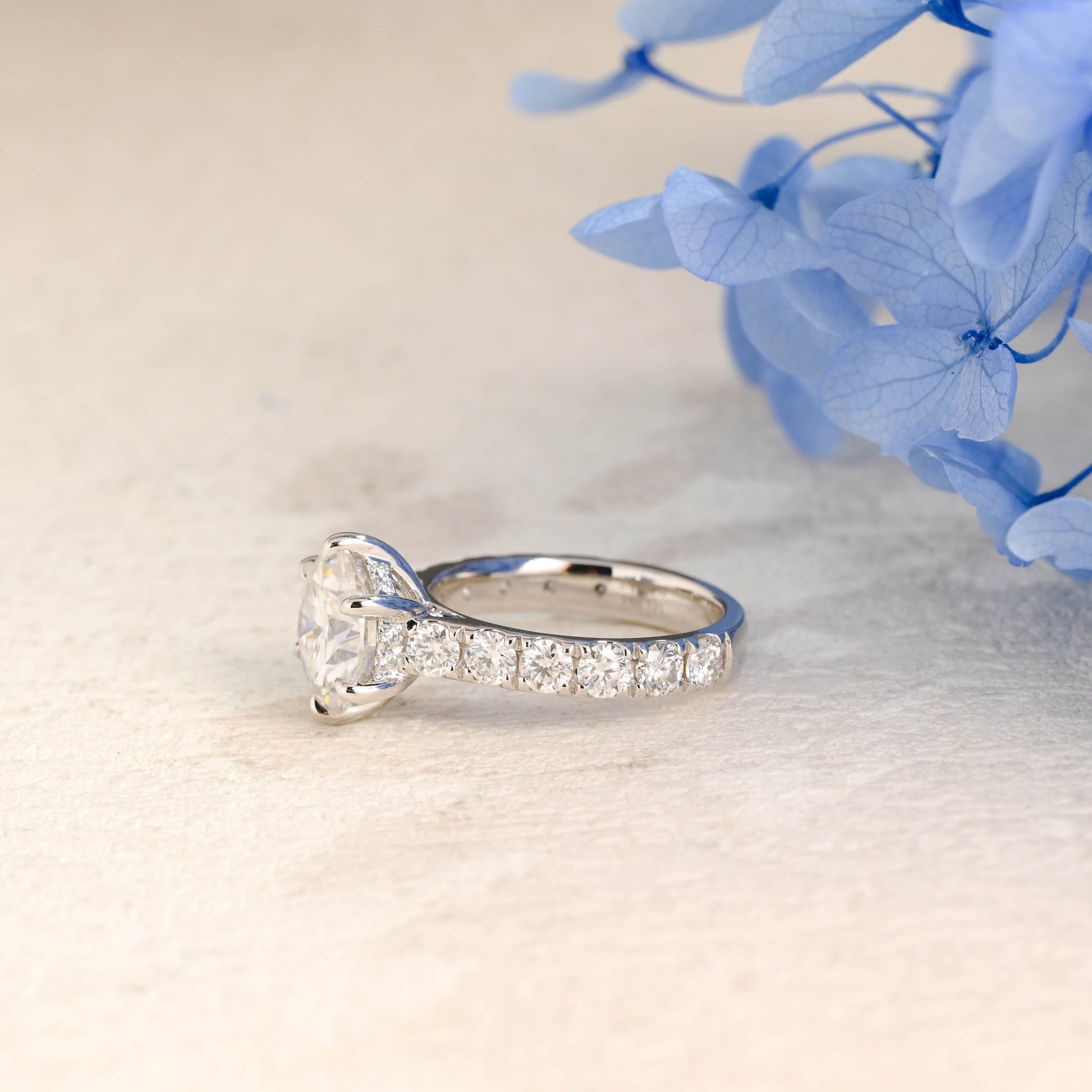 CausYou round cut moissanite engagement ring Solid Gold 3.5mm Width Round Cut Moissanite Engagement Ring
