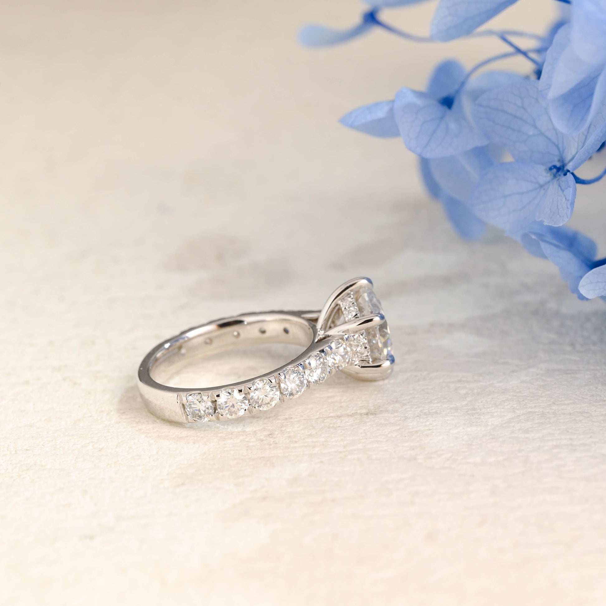 CausYou round cut moissanite engagement ring Solid Gold 3.5mm Width Round Cut Moissanite Engagement Ring