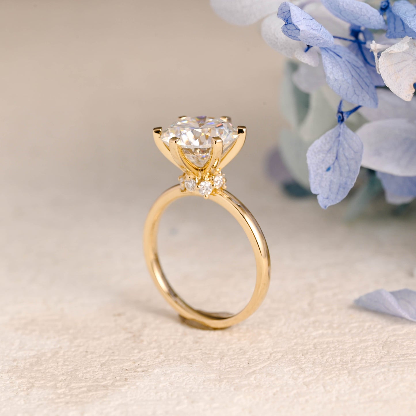 CausYou round cut moissanite engagement ring Solid Gold Round Cut Moissanite Engagement Ring