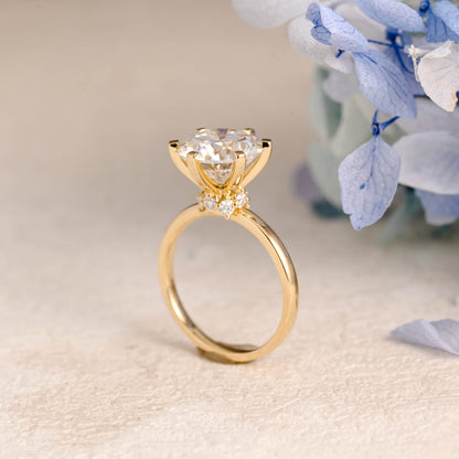 CausYou round cut moissanite engagement ring Solid Gold Round Cut Moissanite Engagement Ring