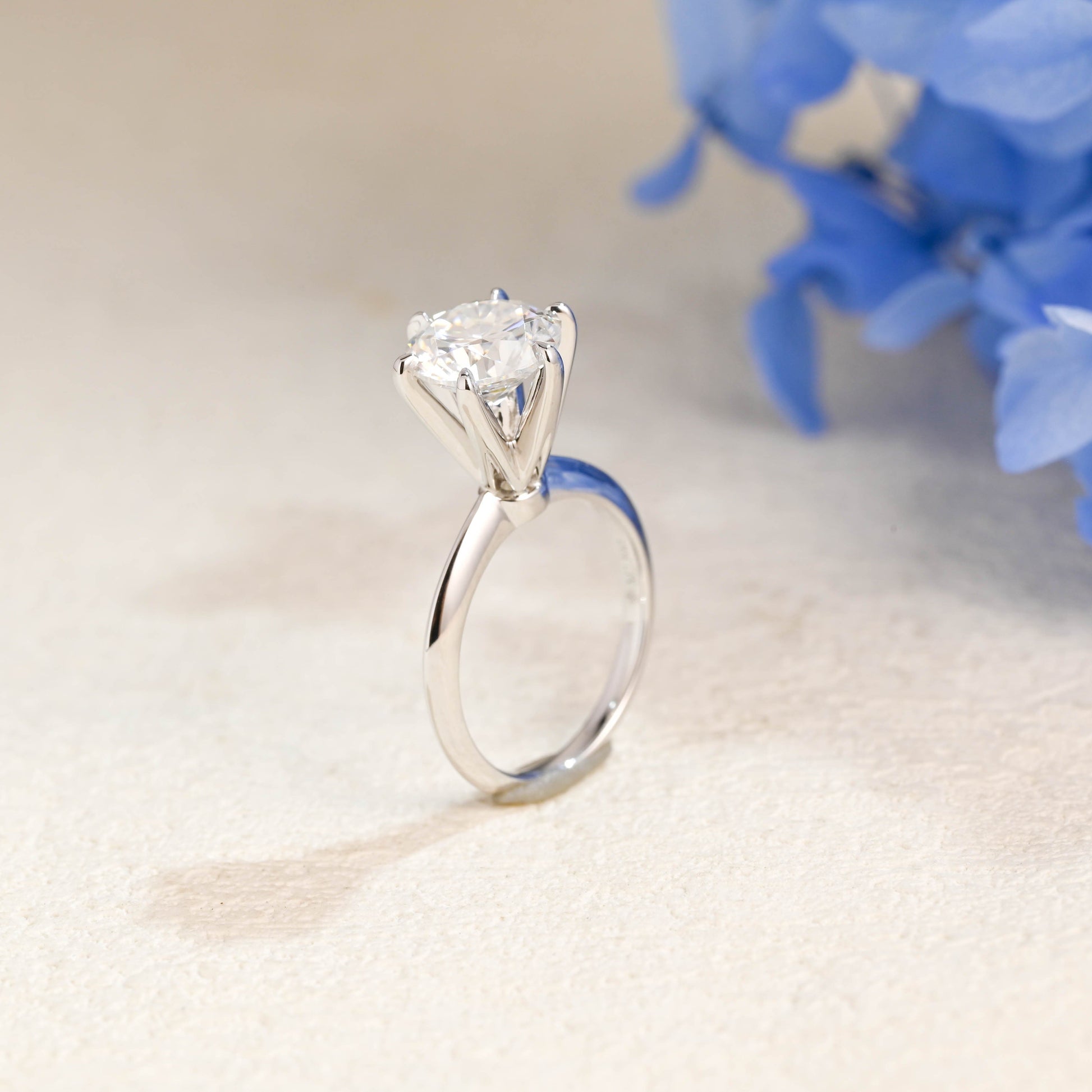CausYou round cut moissanite engagement ring Solid Gold Solitaire Round Cut Moissanite Engagement Ring Knife Edge