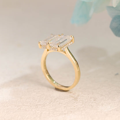 CausYou toi et moi engagement ring Solid Gold Elongated Emerald Cut Moissanite Toi et Moi Ring